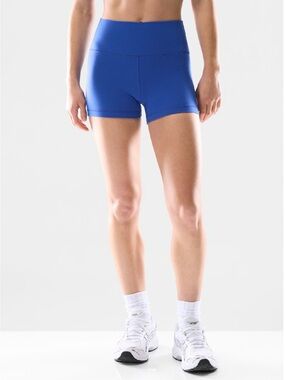 Aritzia TnaLIFE™ Cheeky Hi-Rise 3" Short in Purple